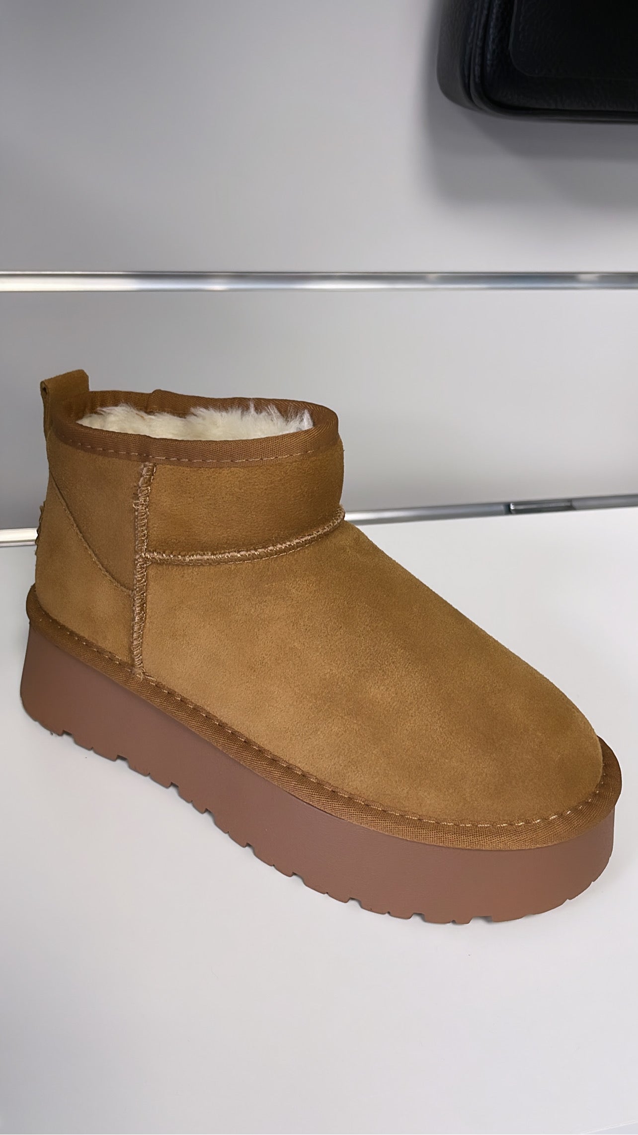 Natūralaus zomšo (verstos odos) ugg aulinukai