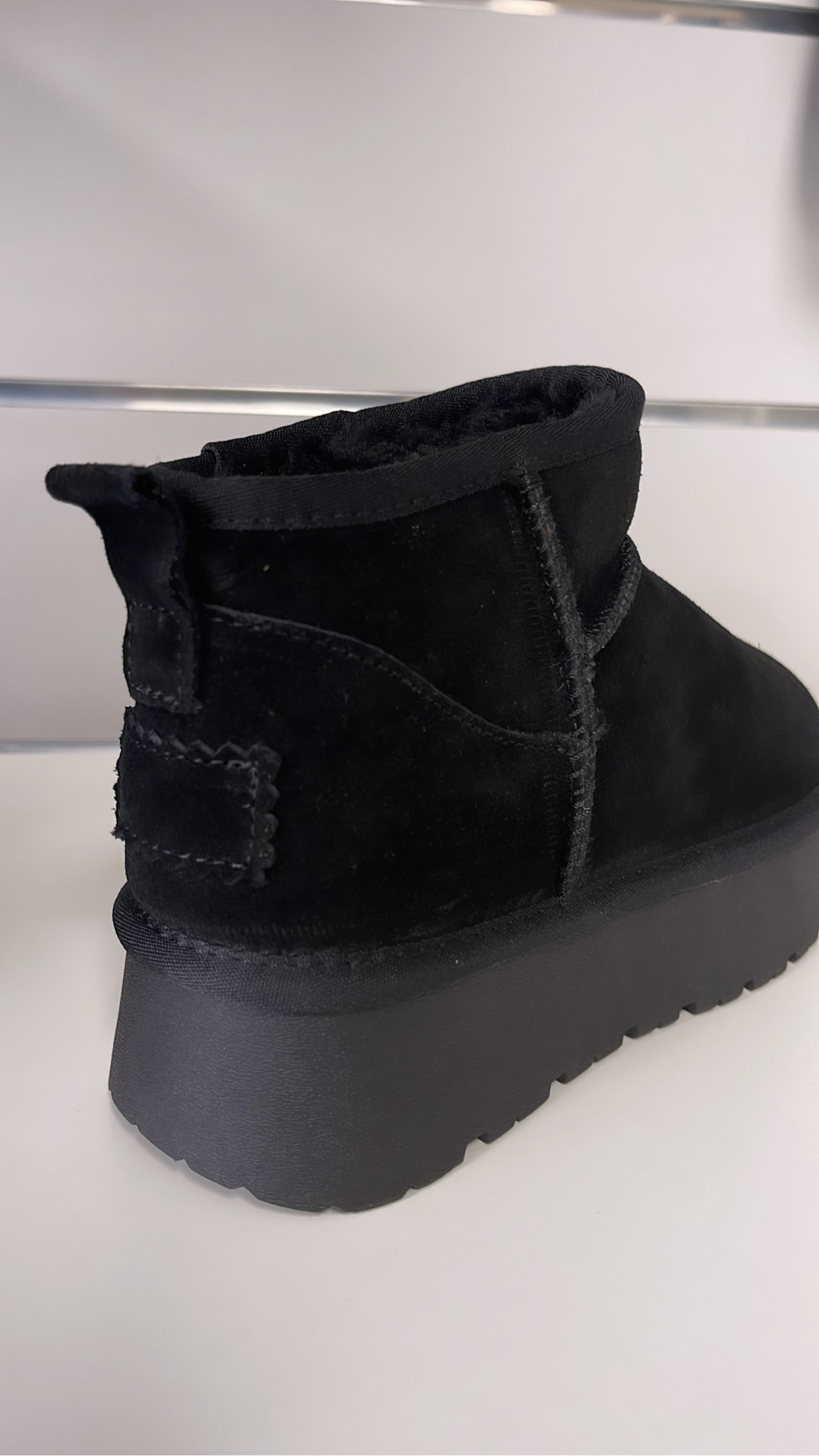 Natūralaus zomšo (verstos odos) ugg aulinukai