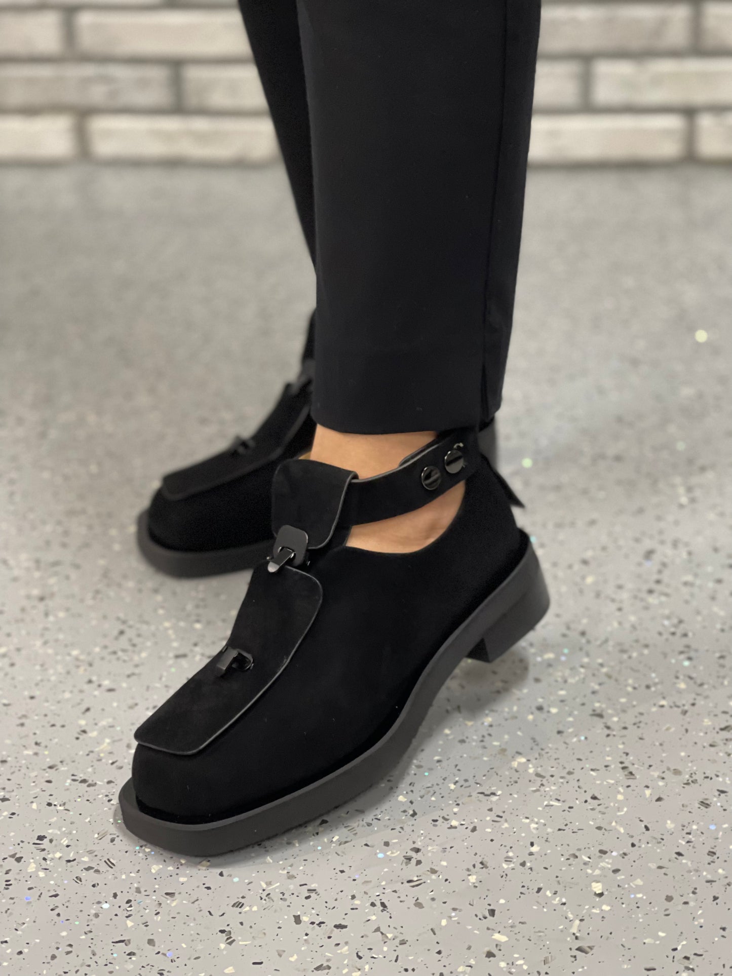 Natūralios odos bateliai